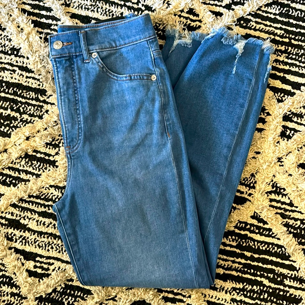 Express Super High Rise Slim Leg Jean